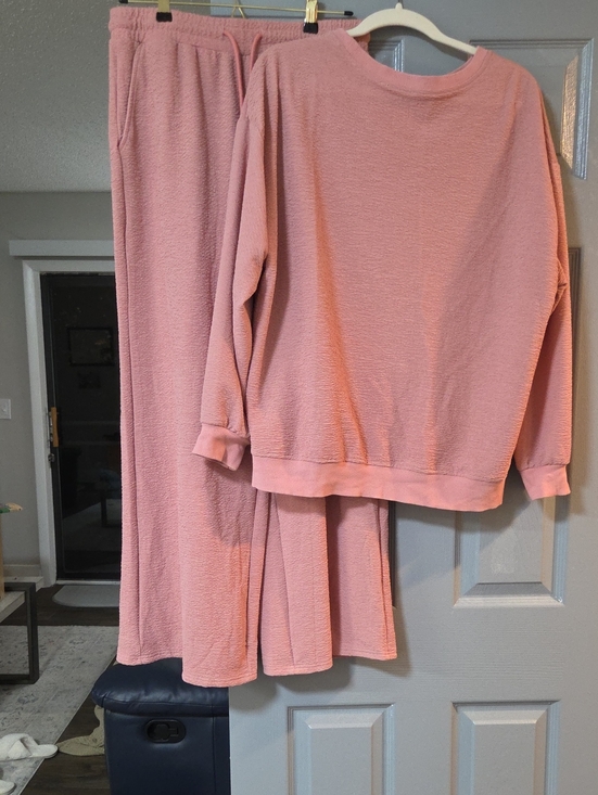 Source Unknown Other - Ribbed knit loungewear set, two-piece matching top and wide-leg pants